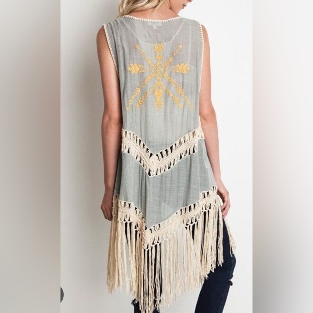 Miracle Gray Tunic vest boho beach festival Fringe macrame - Picture 2 of 8
